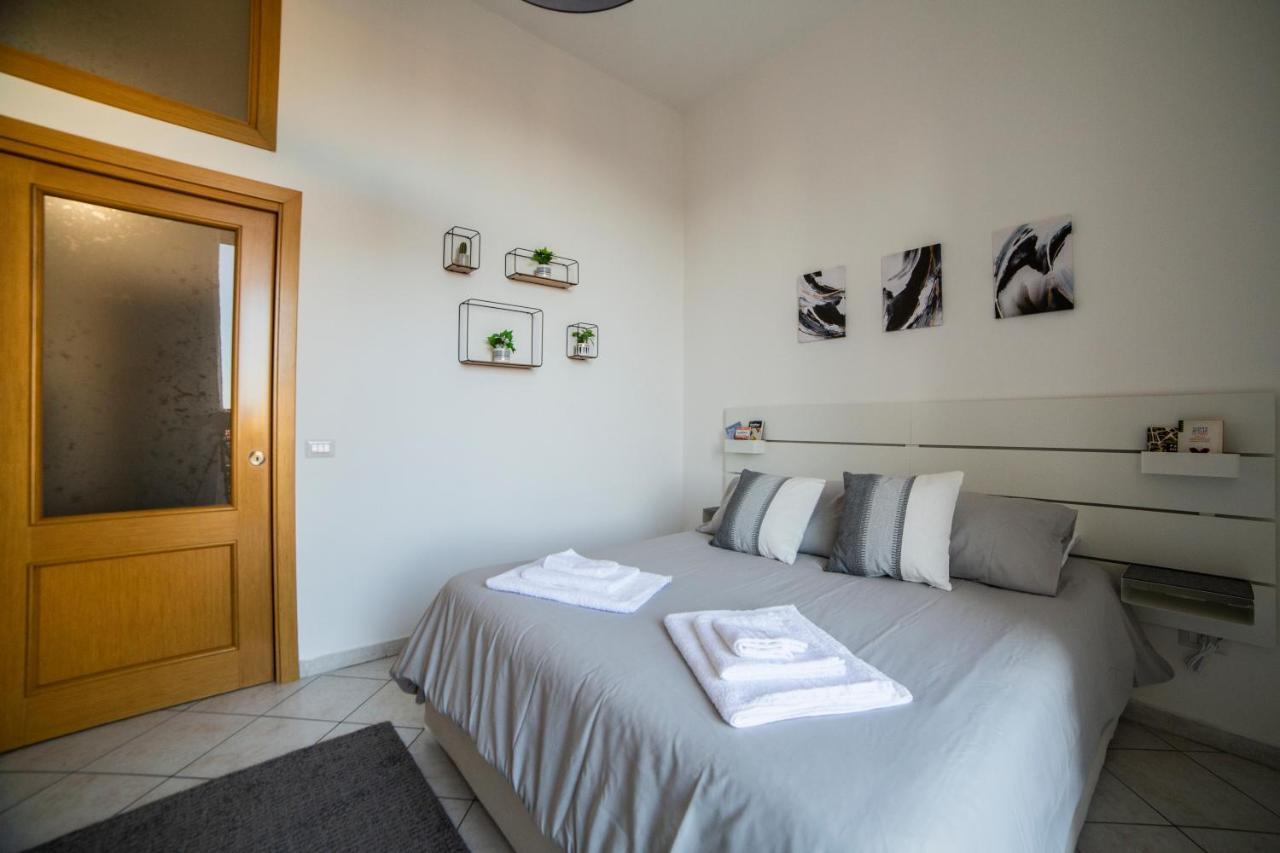 Апартаменты Bnb Al Centro E Meglio, Napoli Экстерьер фото